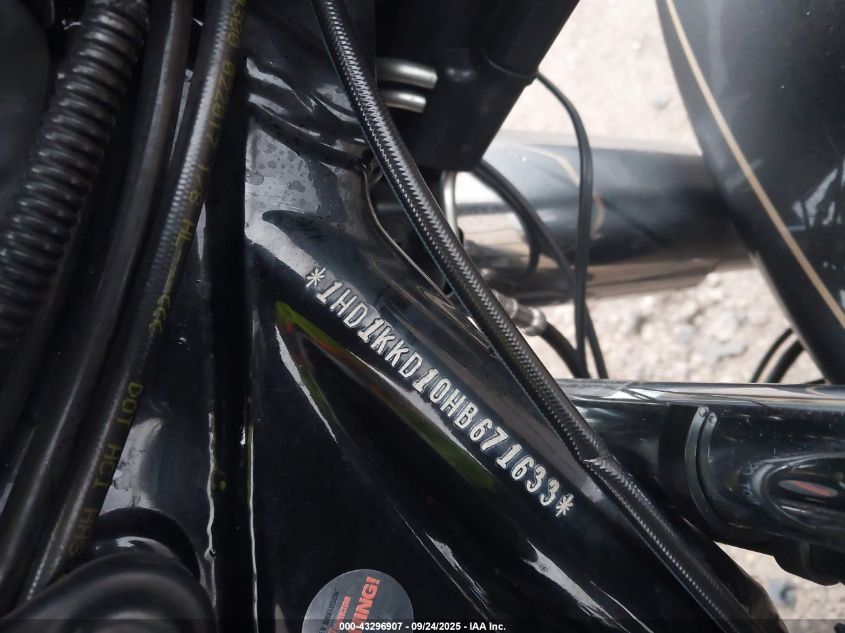 2017 Harley-Davidson Flhtkl Ultra Limited Low VIN: 1HD1KKD10HB671633 Lot: 43296907