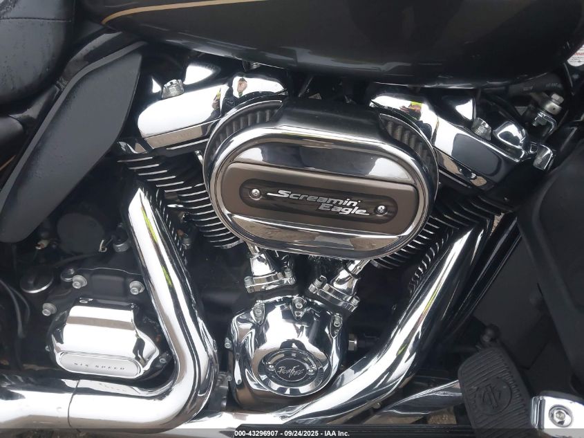 2017 Harley-Davidson Flhtkl Ultra Limited Low VIN: 1HD1KKD10HB671633 Lot: 43296907