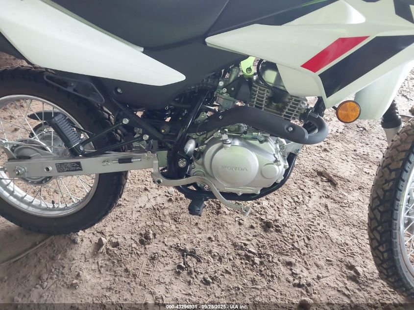 2023 Honda Xr150L E VIN: 3H1KD1314PD000576 Lot: 43296931