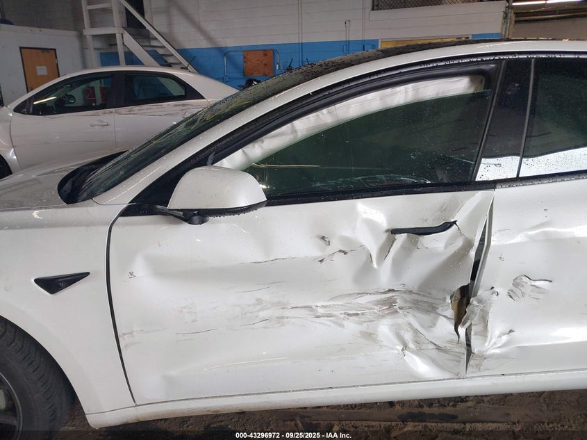 2021 Tesla Model 3 Standard Range Plus Rear-Wheel Drive VIN: 5YJ3E1EA6MF009508 Lot: 43296972
