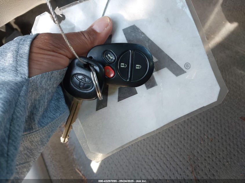 2005 Toyota Avalon Xls VIN: 4T1BK36B75U037135 Lot: 43297095