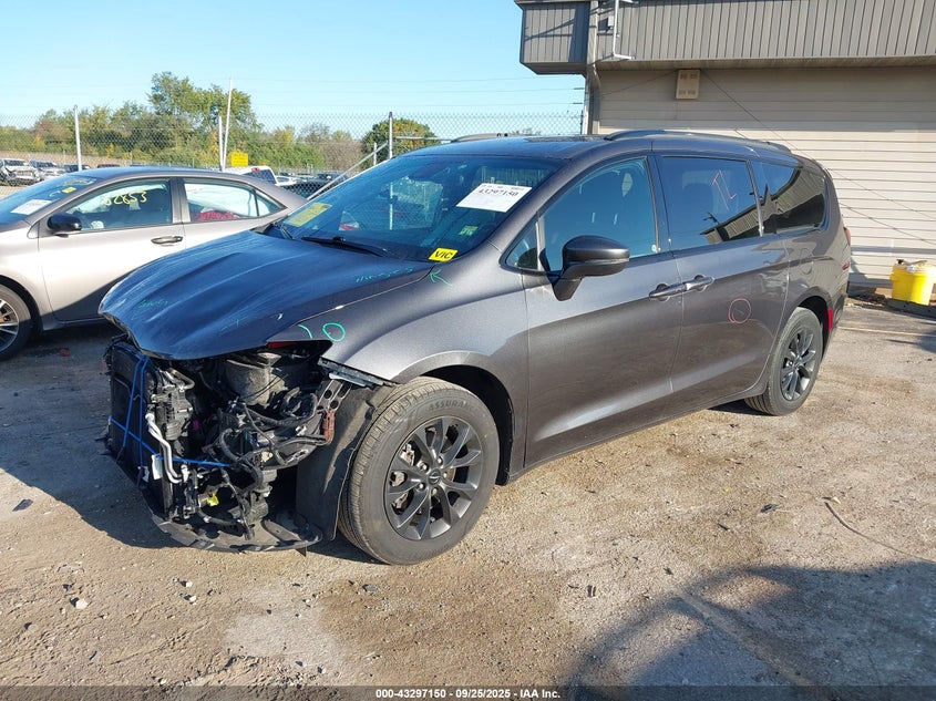 2021 CHRYSLER PACIFICA TOURING - 2C4RC1FG6MR561436