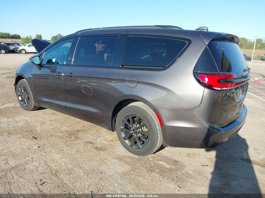 2021 CHRYSLER PACIFICA TOURING - 2C4RC1FG6MR561436