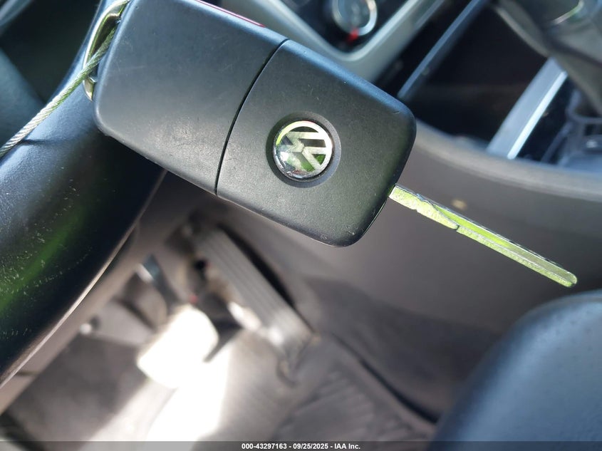 2015 VOLKSWAGEN PASSAT 1.8T SE 1VWBS7A32FC003264