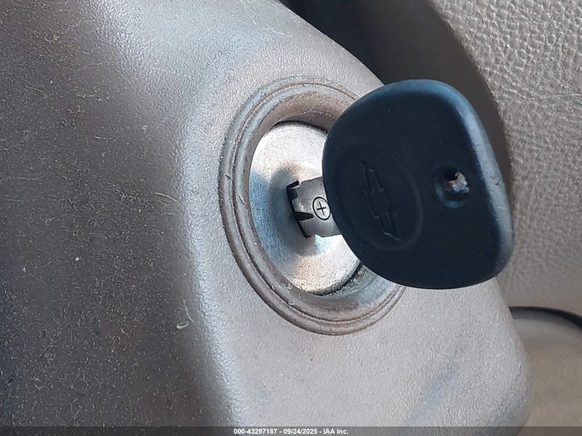 2008 Chevrolet Hhr Ls VIN: 3GNDA13D98S619842 Lot: 43297187