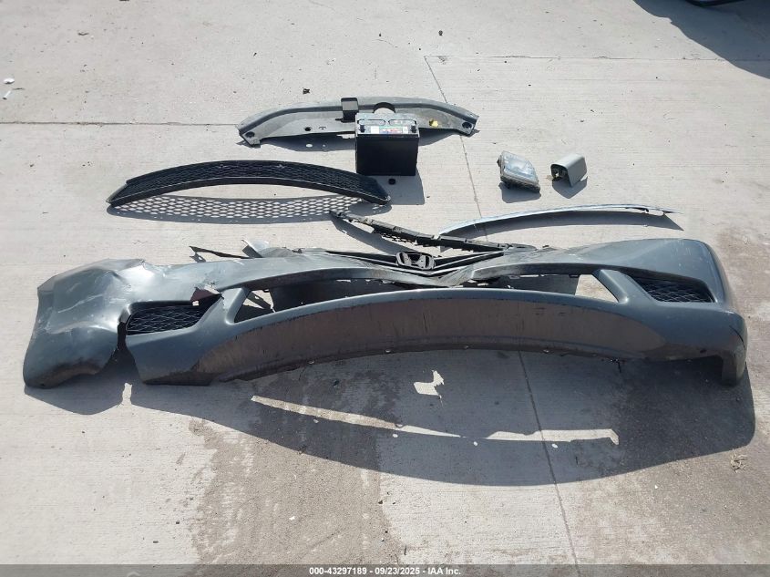 2008 Honda Odyssey Ex VIN: 5FNRL38408B067704 Lot: 43297189