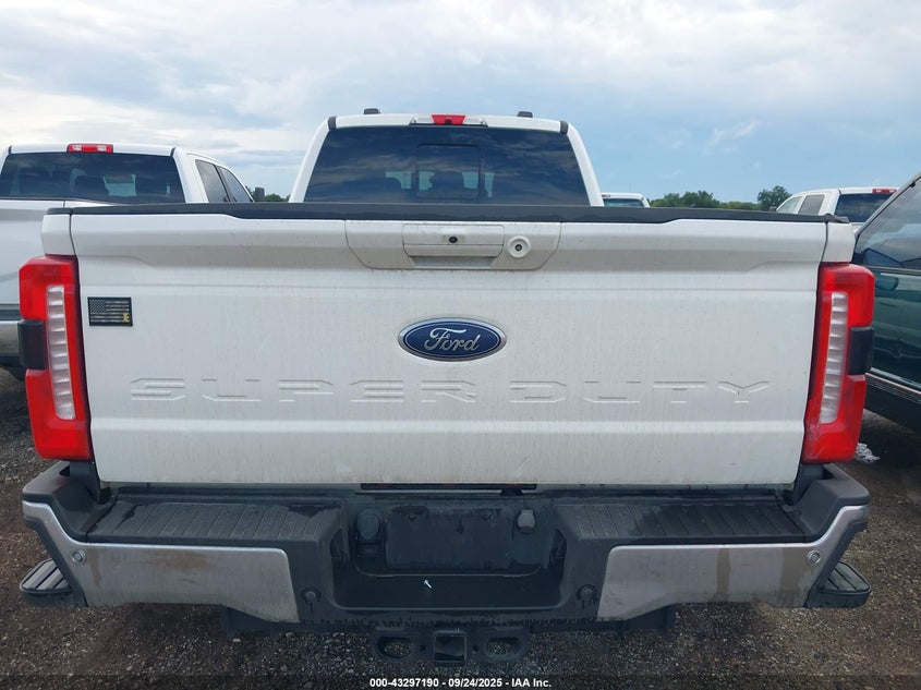 2023 Ford F-350 Lariat VIN: 1FT8W3DT2PEC97034 Lot: 43297190