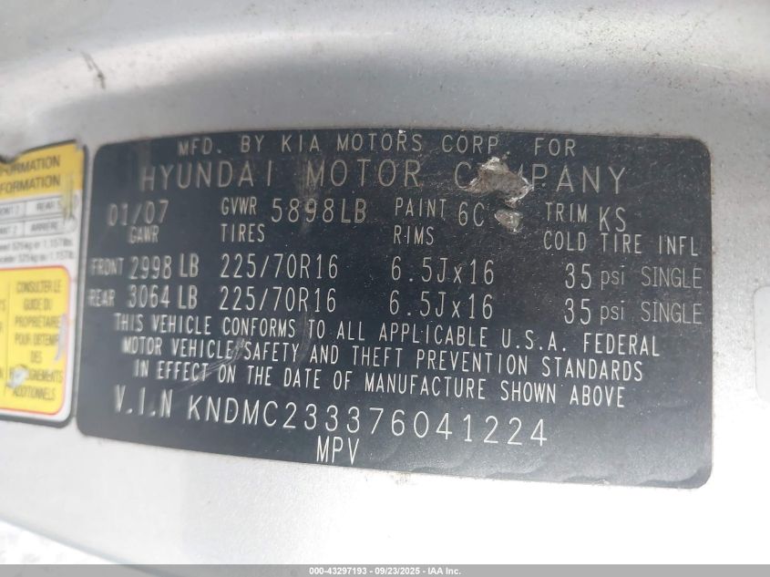 2007 Hyundai Entourage Gls/Limited/Se VIN: KNDMC233376041224 Lot: 43297193