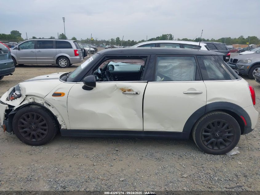 2015 Mini Hardtop Cooper VIN: WMWXS5C5XFT837713 Lot: 43297274