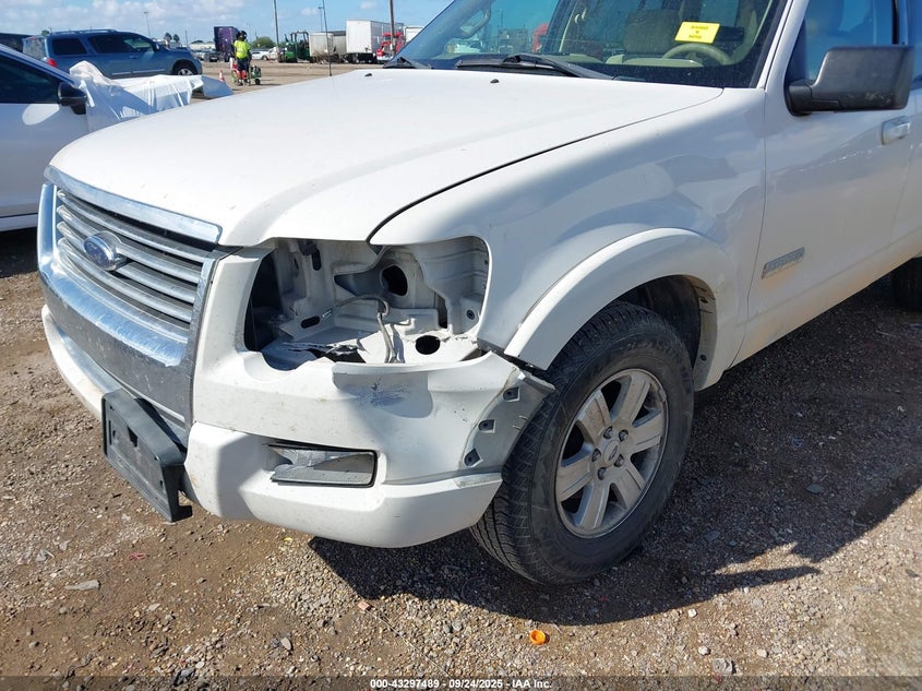 2008 Ford Explorer Xlt VIN: 1FMEU63E38UA24314 Lot: 43297489