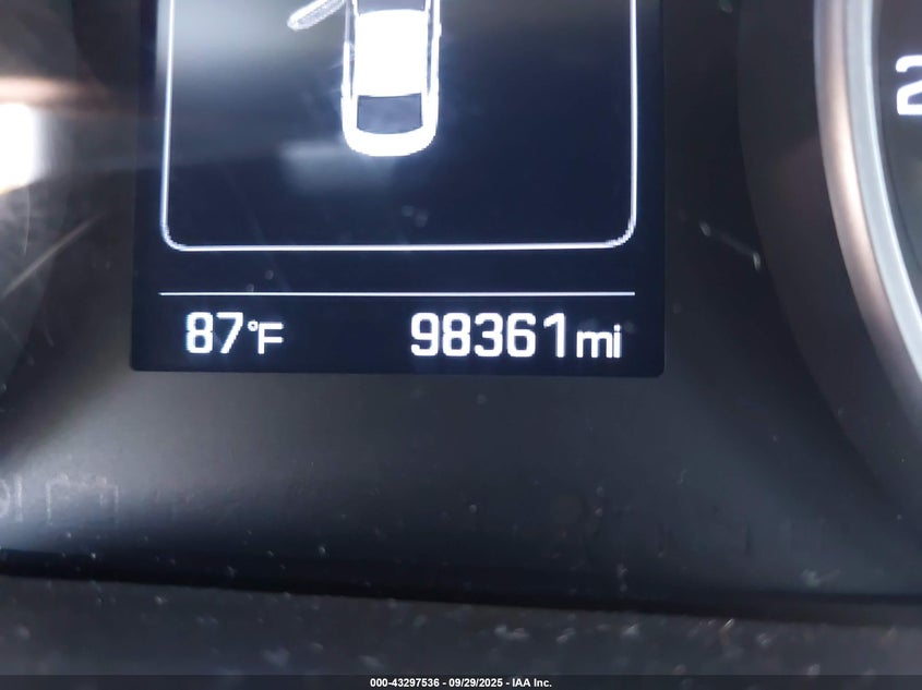 2018 HYUNDAI ELANTRA SEL - 5NPD84LF8JH325775