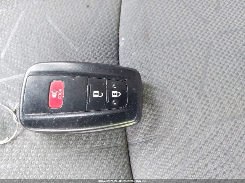 2021 Toyota Rav4 Xle VIN: 2T3W1RFV2MC137605 Lot: 43297539