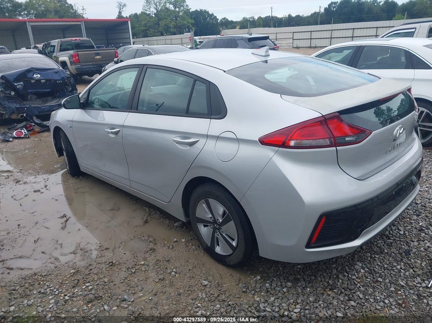 2018 HYUNDAI IONIQ HYBRID BLUE - KMHC65LC4JU100168