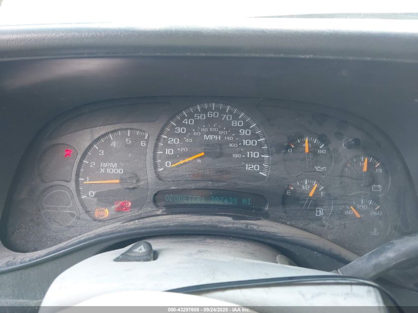 2005 Chevrolet Silverado 1500 Z71 VIN: 2GCEK19B851288808 Lot: 43297608