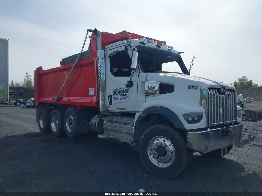 WESTERN STAR 4800 SET BACK AXLE 2025. Lot# 43297690. VIN 5KKMBPDV7SLVK4062. Photo 1