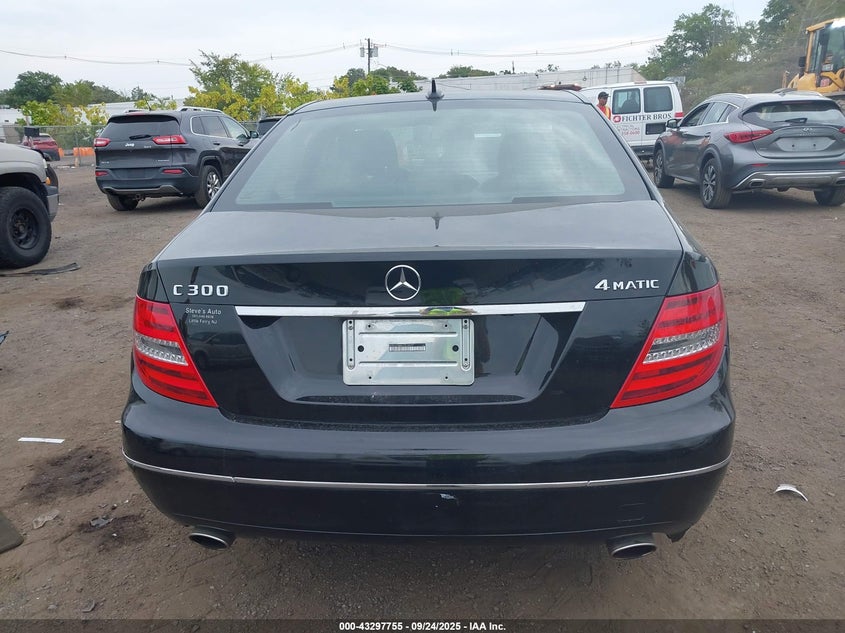 2012 Mercedes-Benz C 300 Luxury 4Matic VIN: WDDGF8BB6CR228097 Lot: 43297755