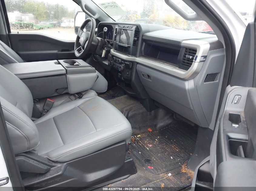 2023 Ford F-350 - 1FT8W3BT4PEE15359