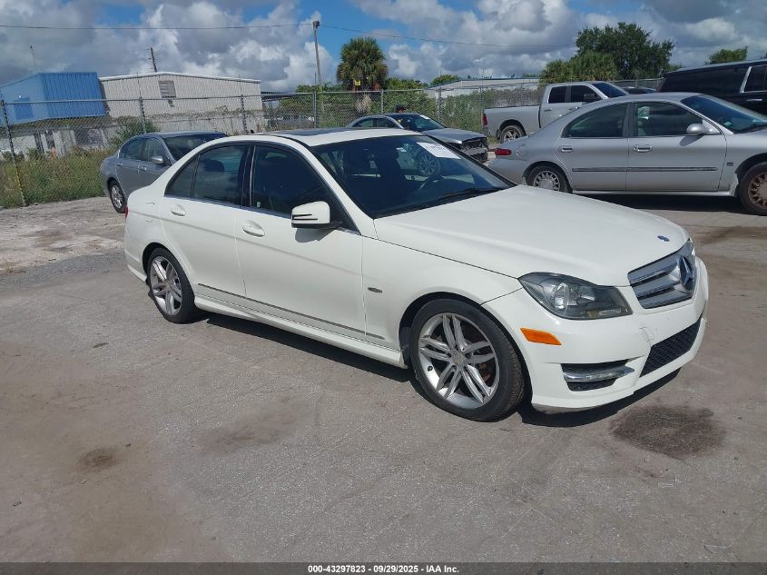 MERCEDES-BENZ C-CLASS LUXURY/SPORT
