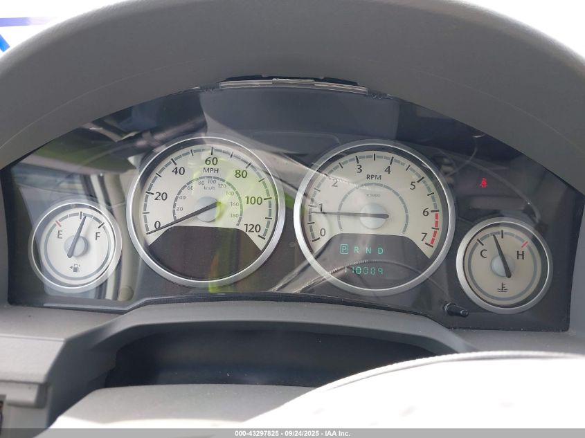 2008 Chrysler Town & Country Lx VIN: 2A8HR44H88R637325 Lot: 43297825