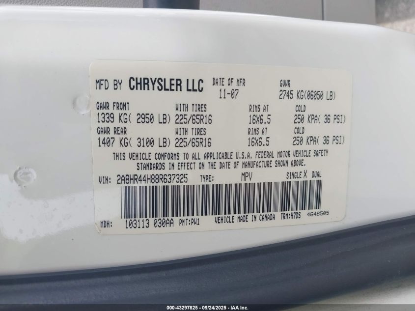 2008 Chrysler Town & Country Lx VIN: 2A8HR44H88R637325 Lot: 43297825