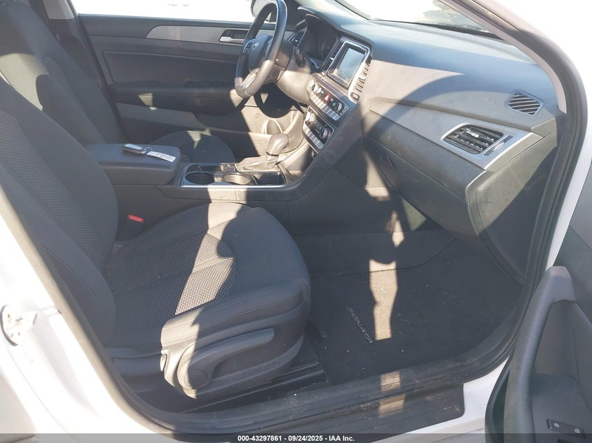 2018 HYUNDAI SONATA SEL - 5NPE34AF1JH660317