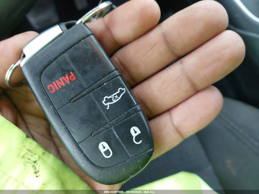 2015 CHRYSLER 200 LIMITED - 1C3CCCAB5FN536819