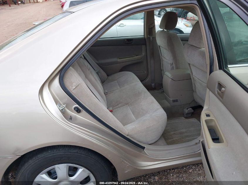 2004 Toyota Camry Le VIN: 4T1BE32K04U924216 Lot: 43297942