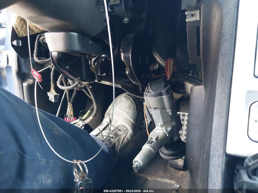 2005 Chrysler Crossfire Limited VIN: 1C3AN69L95X027352 Lot: 43297981