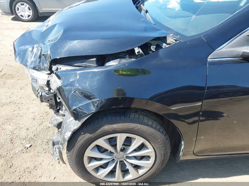 2017 Toyota Camry Le VIN: 4T1BF1FK2HU417643 Lot: 43297999