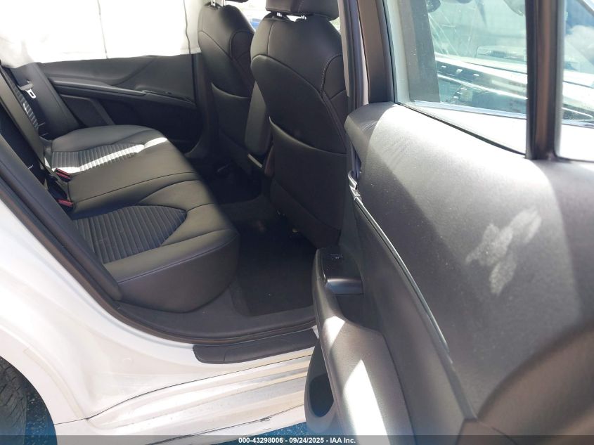 2018 Toyota Camry Se VIN: 4T1B11HK3JU620297 Lot: 43298006