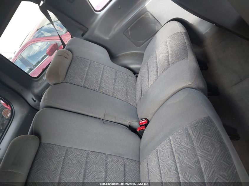 1999 Ford Explorer Sport VIN: 1FMYU24EXXUC58114 Lot: 43298109