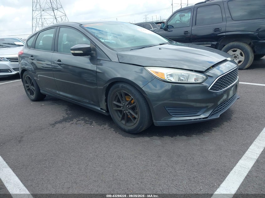2016 FORD FOCUS SE - 1FADP3K29GL256925