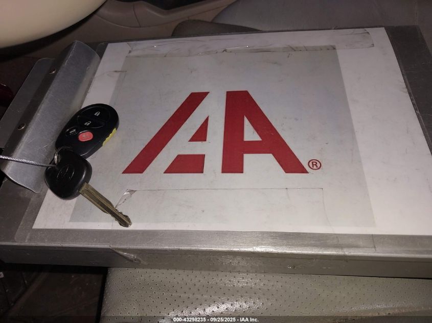 2004 Toyota Camry Solara Sle VIN: 4T1FA38PX4U033981 Lot: 43298235