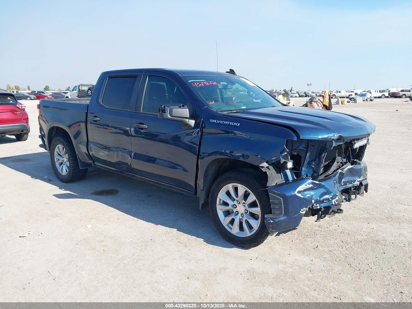 CHEVROLET SILVERADO 1500 2WD SHORT BED CUSTOM