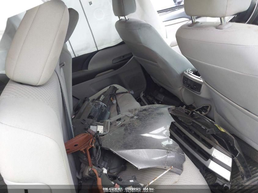 2017 Toyota Highlander Le VIN: 5TDBZRFH7HS435574 Lot: 43298451