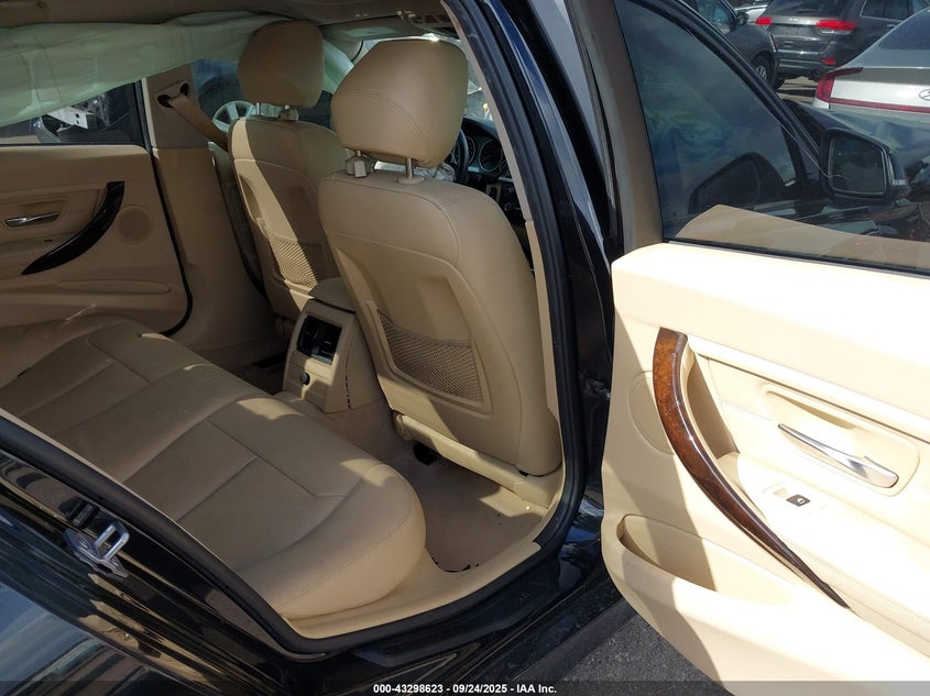 2015 BMW 328 WBA3A5G55FNS8534