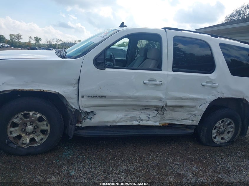 2007 GMC Yukon Sle VIN: 1GKFK13057R213963 Lot: 43298670