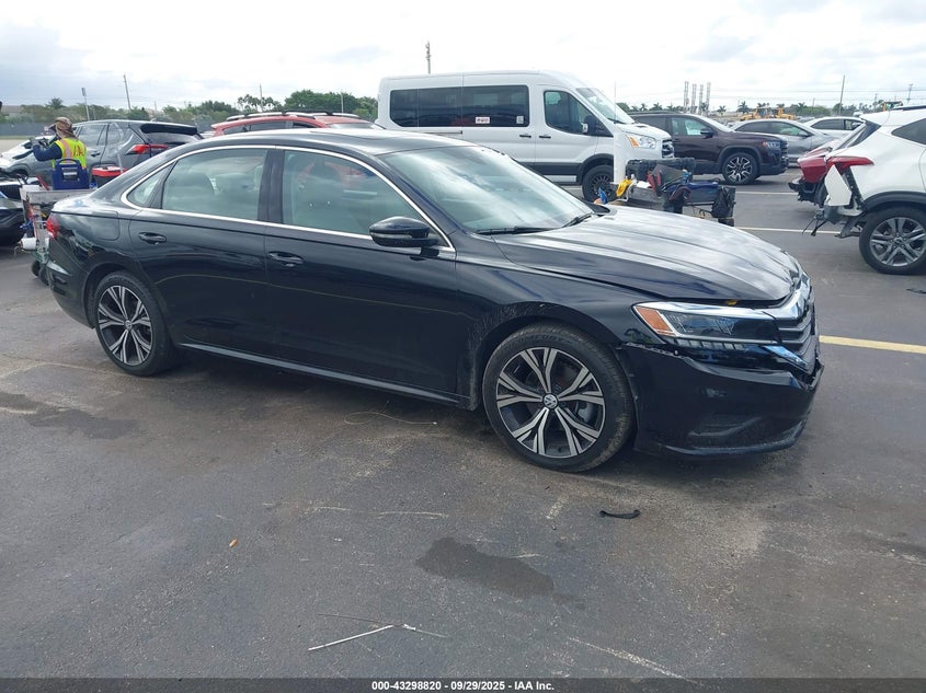 2021 VOLKSWAGEN PASSAT 2.0T SE - 1VWSA7A33MC009431