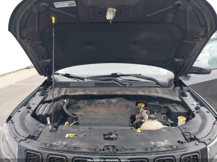 2018 Jeep Compass Altitude 4X4 VIN: 3C4NJDBBXJT325638 Lot: 43298839