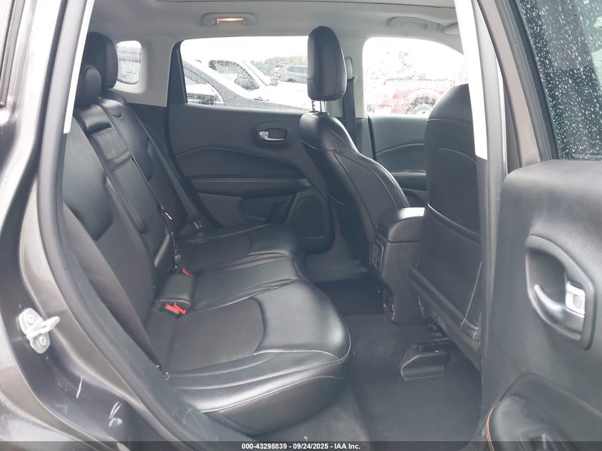 2018 Jeep Compass Altitude 4X4 VIN: 3C4NJDBBXJT325638 Lot: 43298839