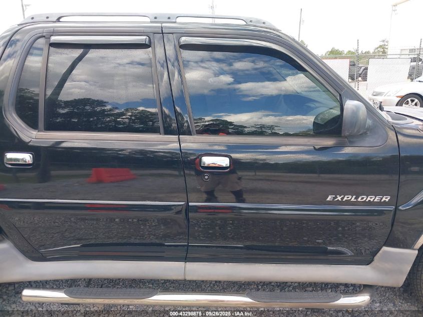 2002 Ford Explorer Sport Trac VIN: 1FMZU67E92UD15001 Lot: 43298875