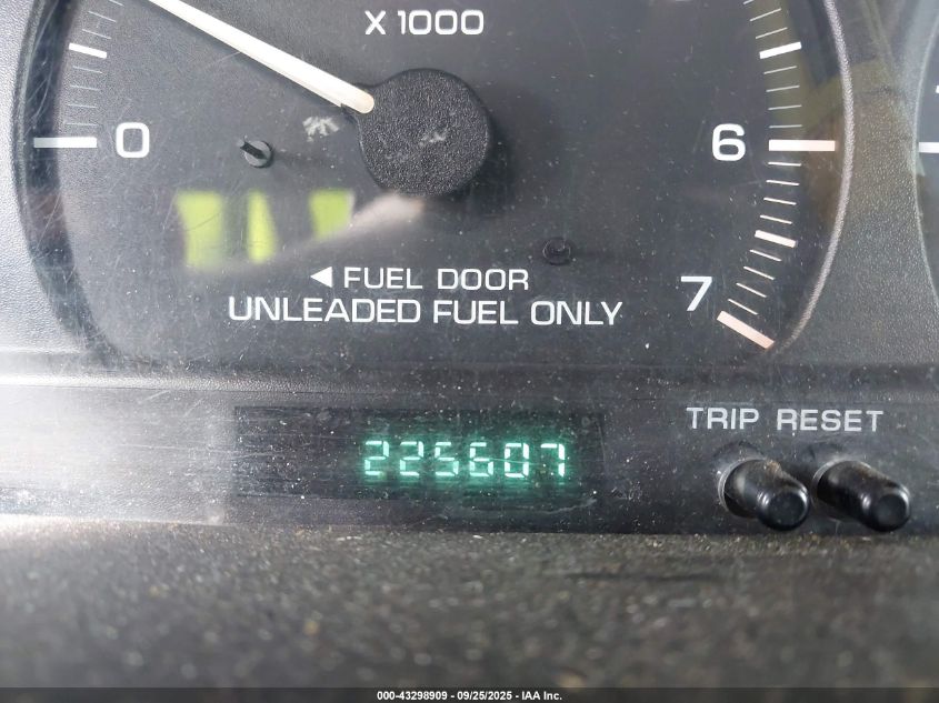 1999 Dodge Grand Caravan Se VIN: 1B4GP44G1XB884423 Lot: 43298909