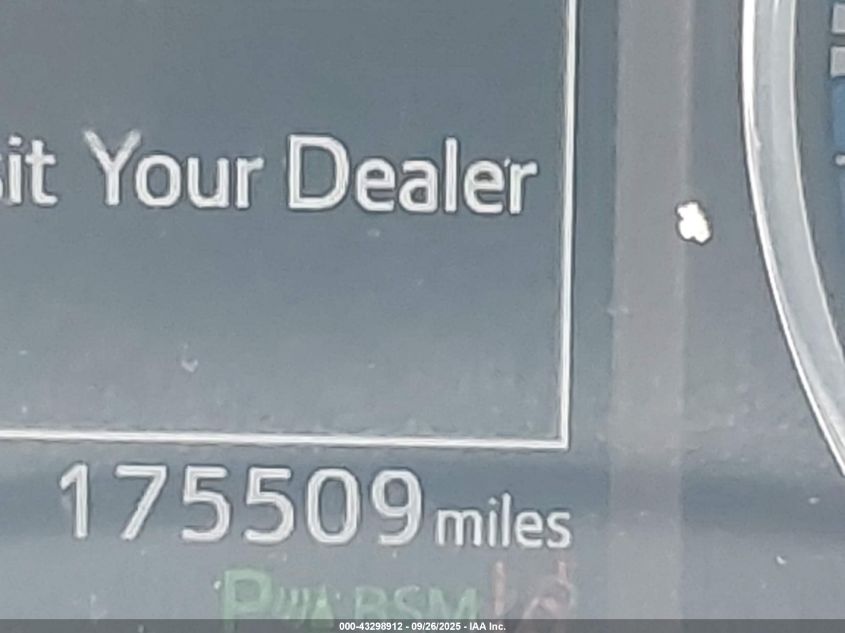 2017 Toyota Rav4 Platinum VIN: 2T3DFREV2HW655115 Lot: 43298912