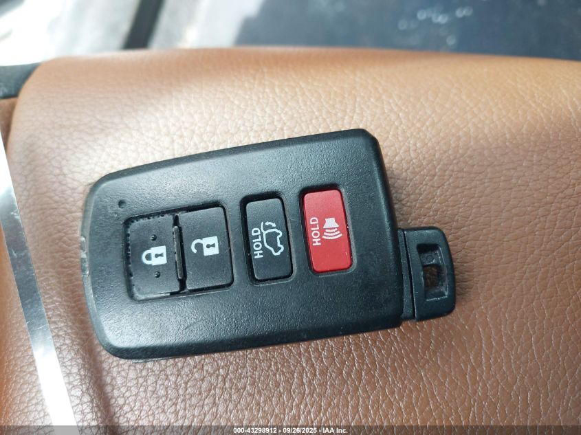 2017 Toyota Rav4 Platinum VIN: 2T3DFREV2HW655115 Lot: 43298912