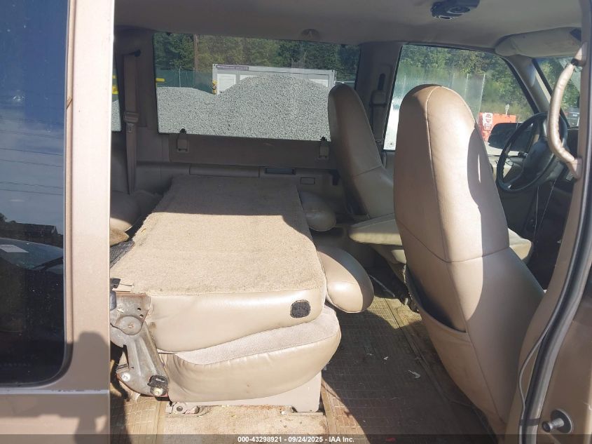 2004 Chevrolet Astro VIN: 1GNDM19X74B130760 Lot: 43298921