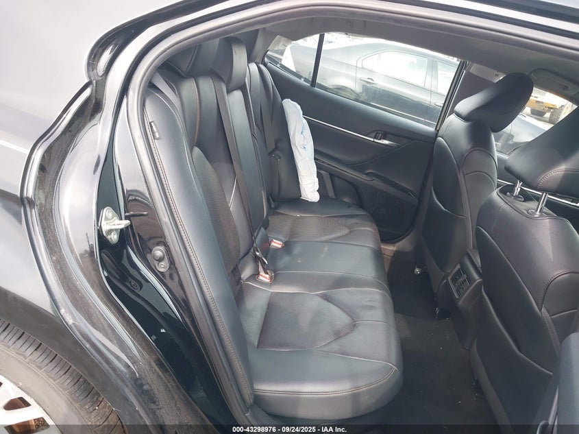 2020 TOYOTA CAMRY XLE HYBRID 4T1F31AK4LU521710