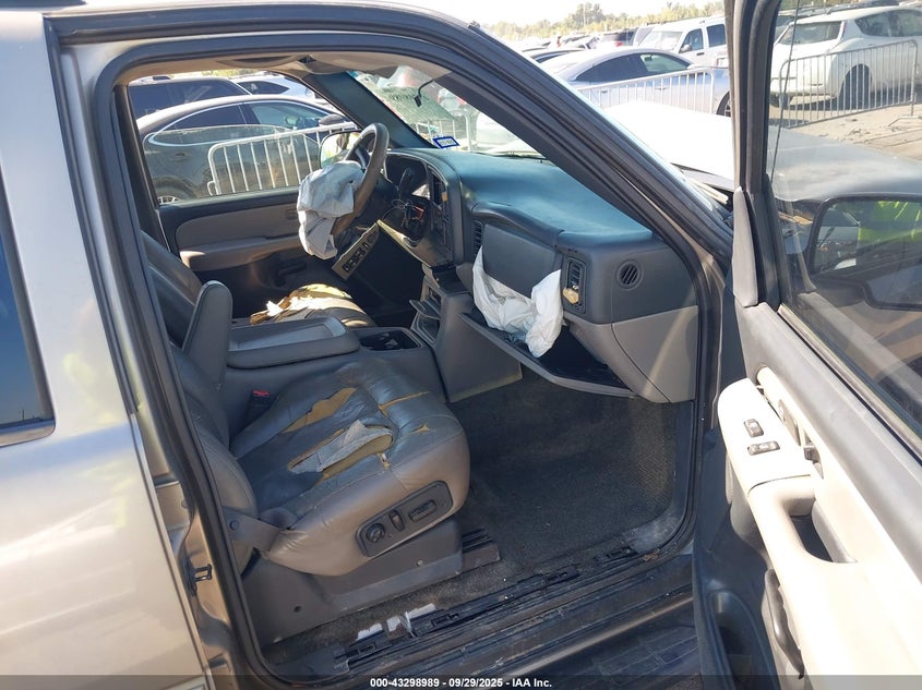 1GNEK13Z42J182970 2002 CHEVROLET TAHOE photo no. 5