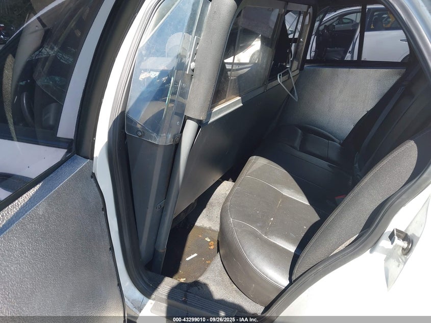 2009 Ford Crown Victoria Police/Police Interceptor/Police Interceptor W/3.55 Ls Axle (730A) VIN: 2FAHP71V49X143670 Lot: 43299010