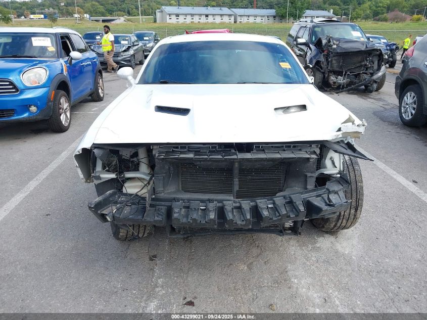 2015 Dodge Challenger Sxt VIN: 2C3CDZAG0FH718836 Lot: 43299021