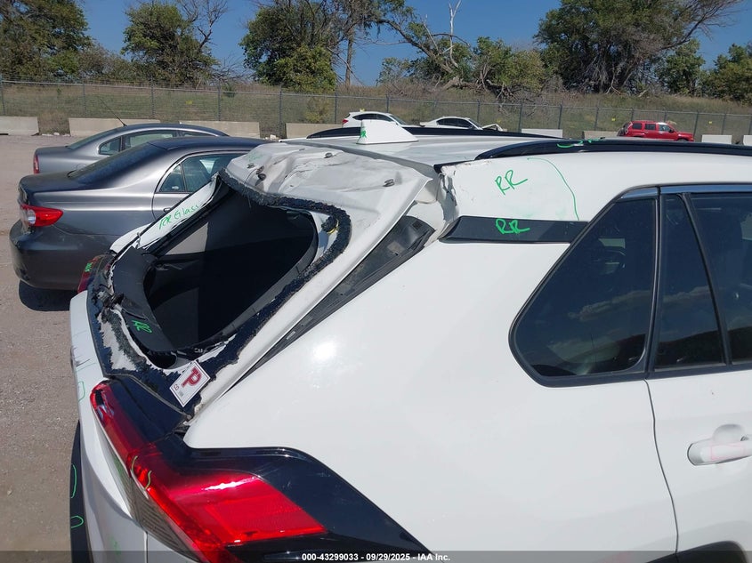 2019 Toyota Rav4 Xle Premium VIN: JTMA1RFV3KD017783 Lot: 43299033